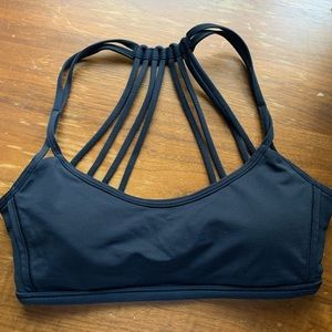 Black lululemon enlighten sports bra